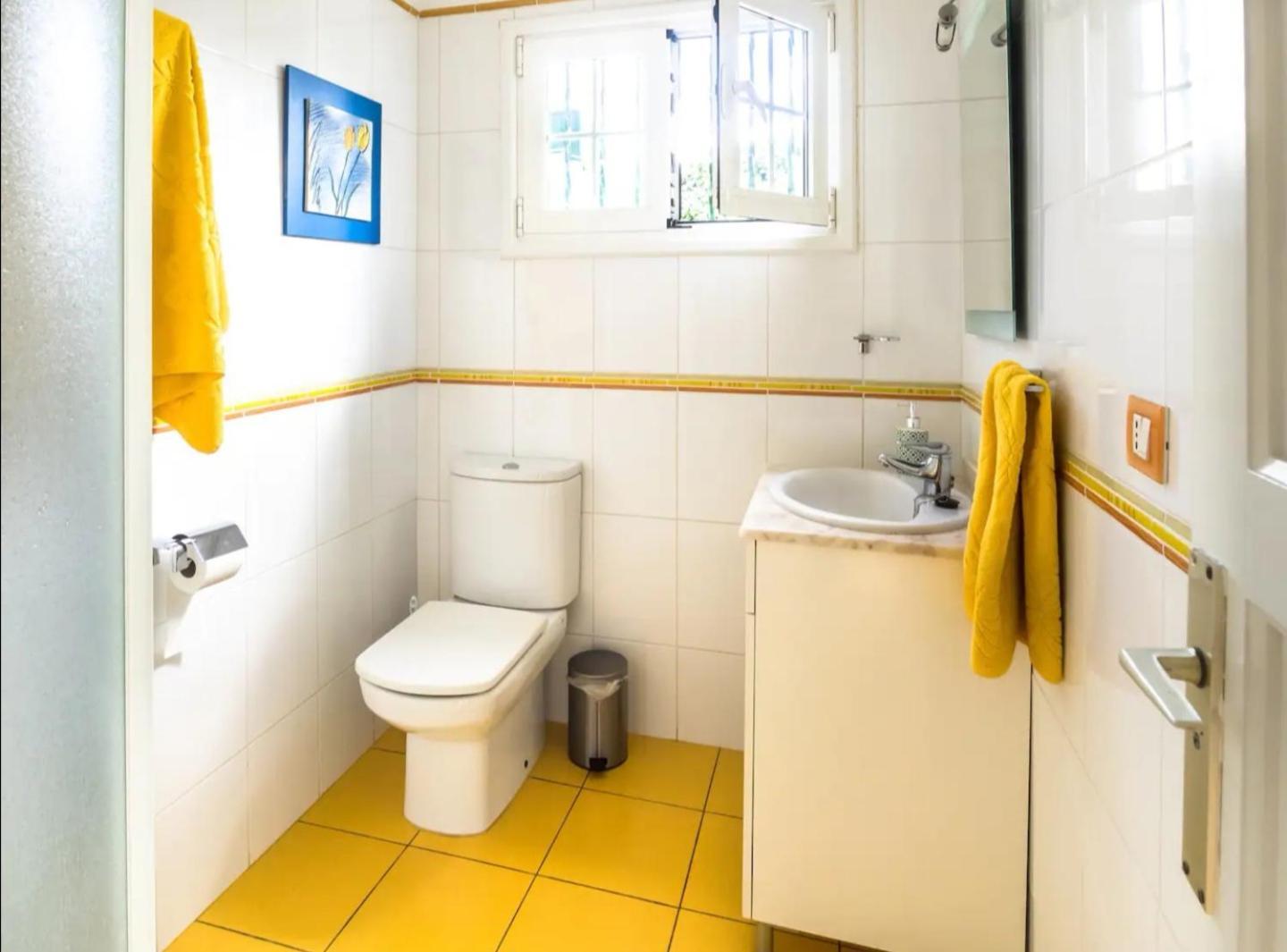 Donde Conchita, Buhardilla Con Bano Compartido, Cerca Del Aeropuerto Norte Accommodatie bij particulieren *