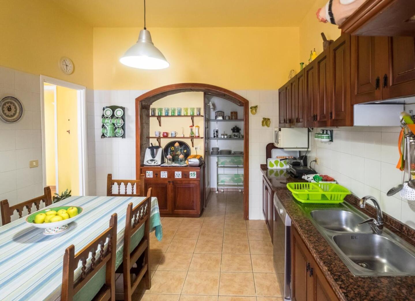 Donde Conchita, Buhardilla Con Bano Compartido, Cerca Del Aeropuerto Norte Accommodatie bij particulieren La Laguna (Tenerife)